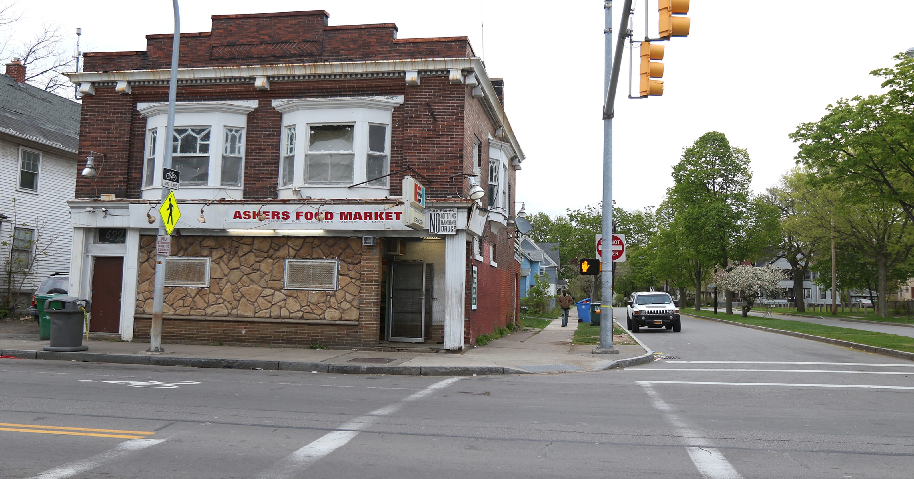 City seeks new path to regulating corner stores