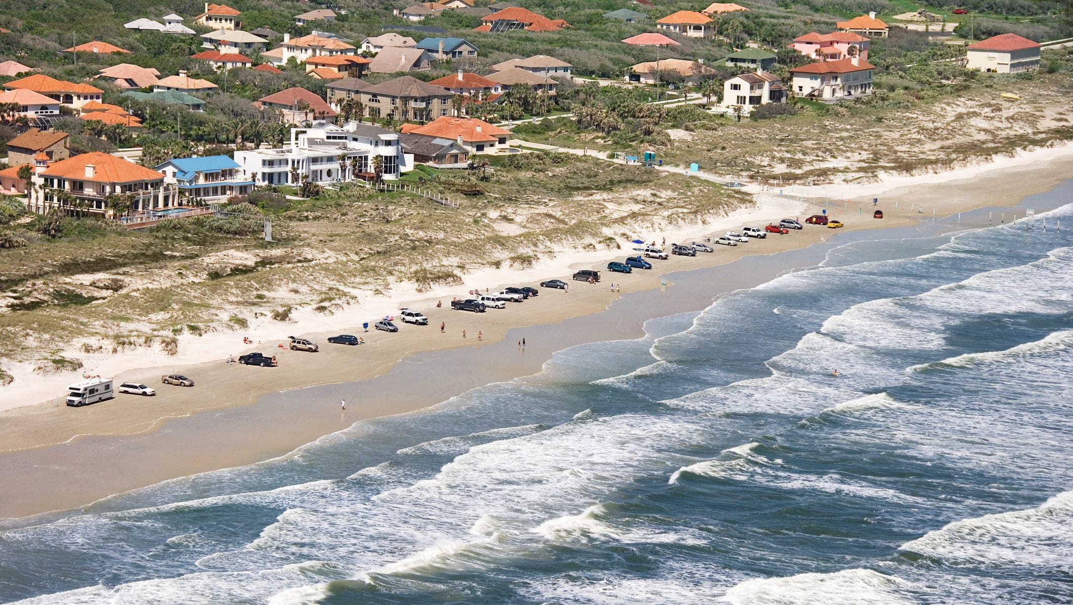 Father S Drone Captures Photos Of Shark Near Family At Florida Beach