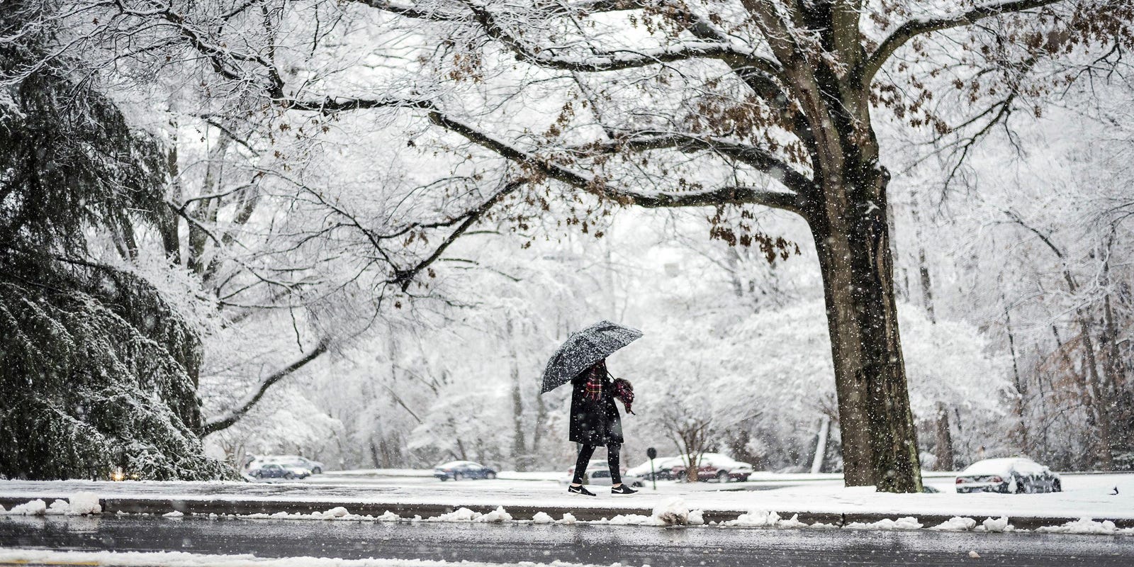 Southern Snowfall Isn T Deep But Many Fear Overnight Freeze