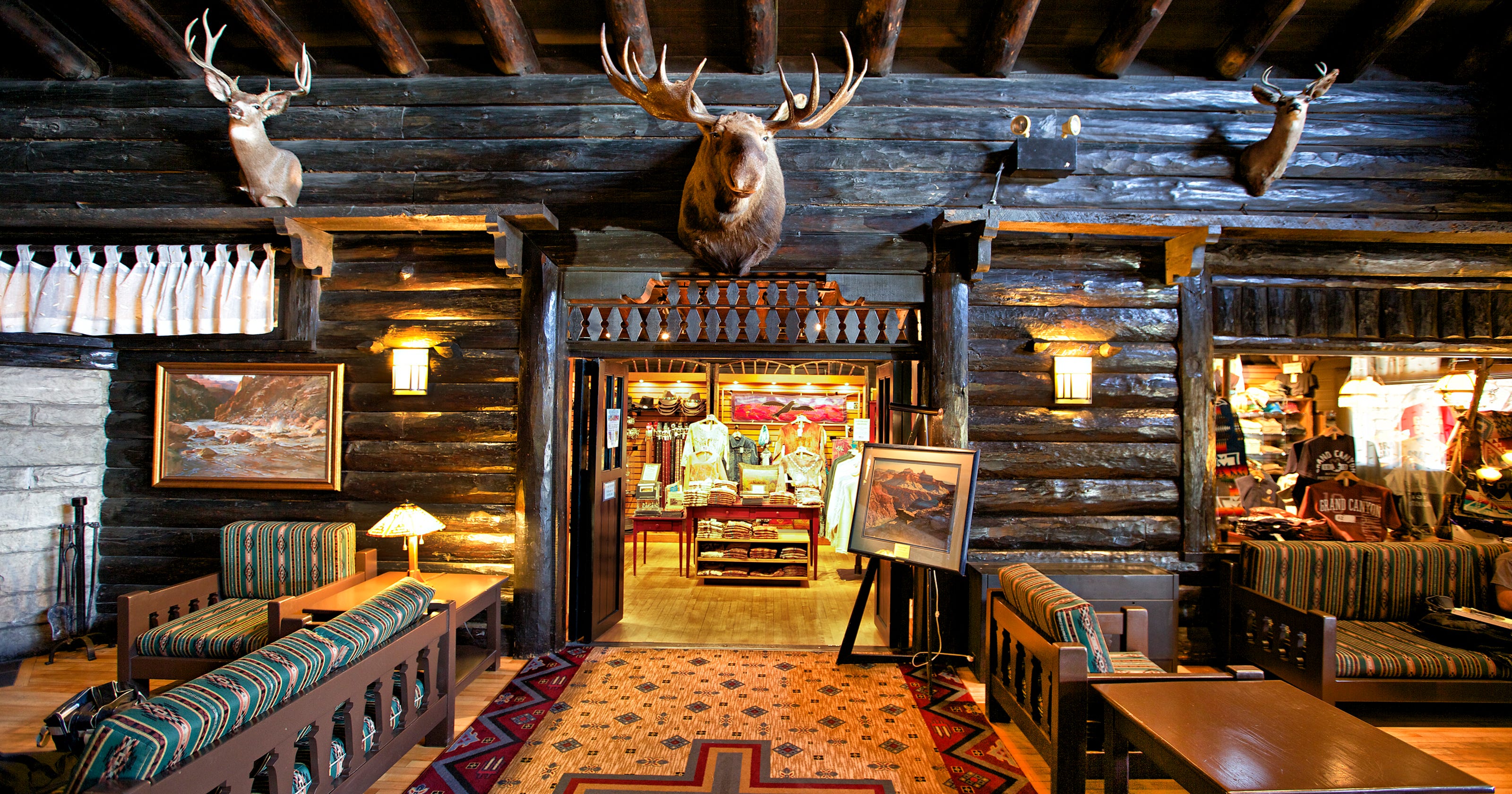 Grand Canyon's El Tovar hotel to close for renovations in 2017.