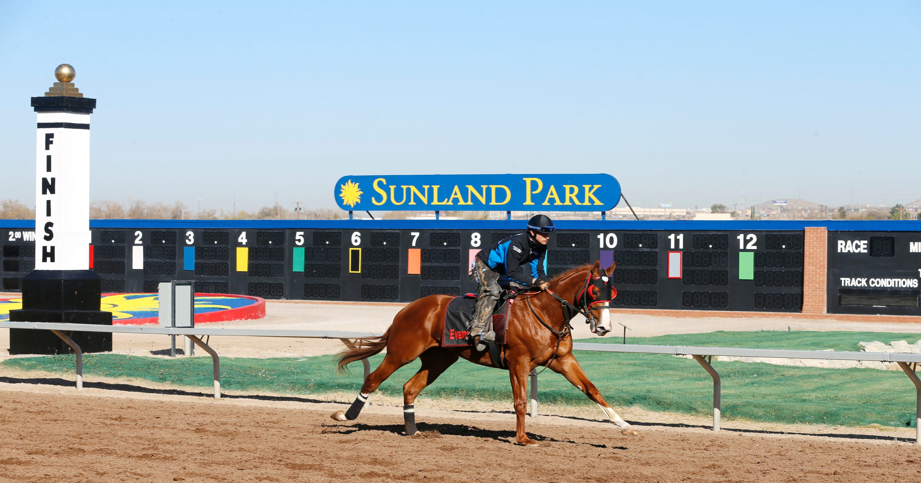 Top jockeys Hebert, Juarez scheduled to compete at Sunland Park