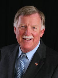 Senator Brian Bushweller is a Democrat representing the 17th Senatorial District.