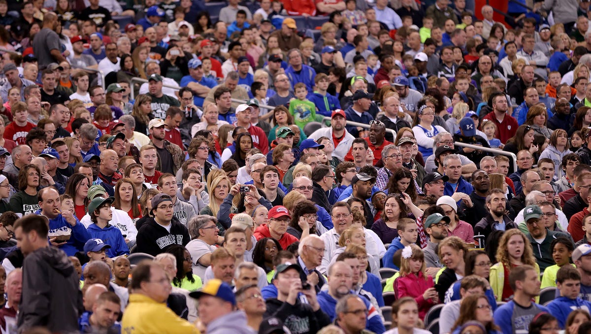 NCAA Tournament 2025 regional tickets, hotels, Airbnb in Indianapolis