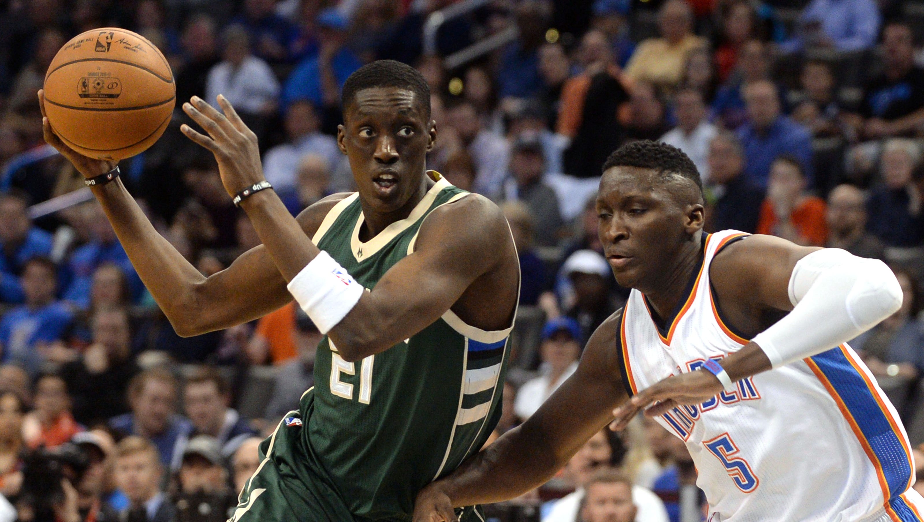 Milwaukee Bucks Re Sign Tony Snell To Open Nba Free Agency Milwaukee Bucks Re Sign Tony Snell To Open Nba Free Agency