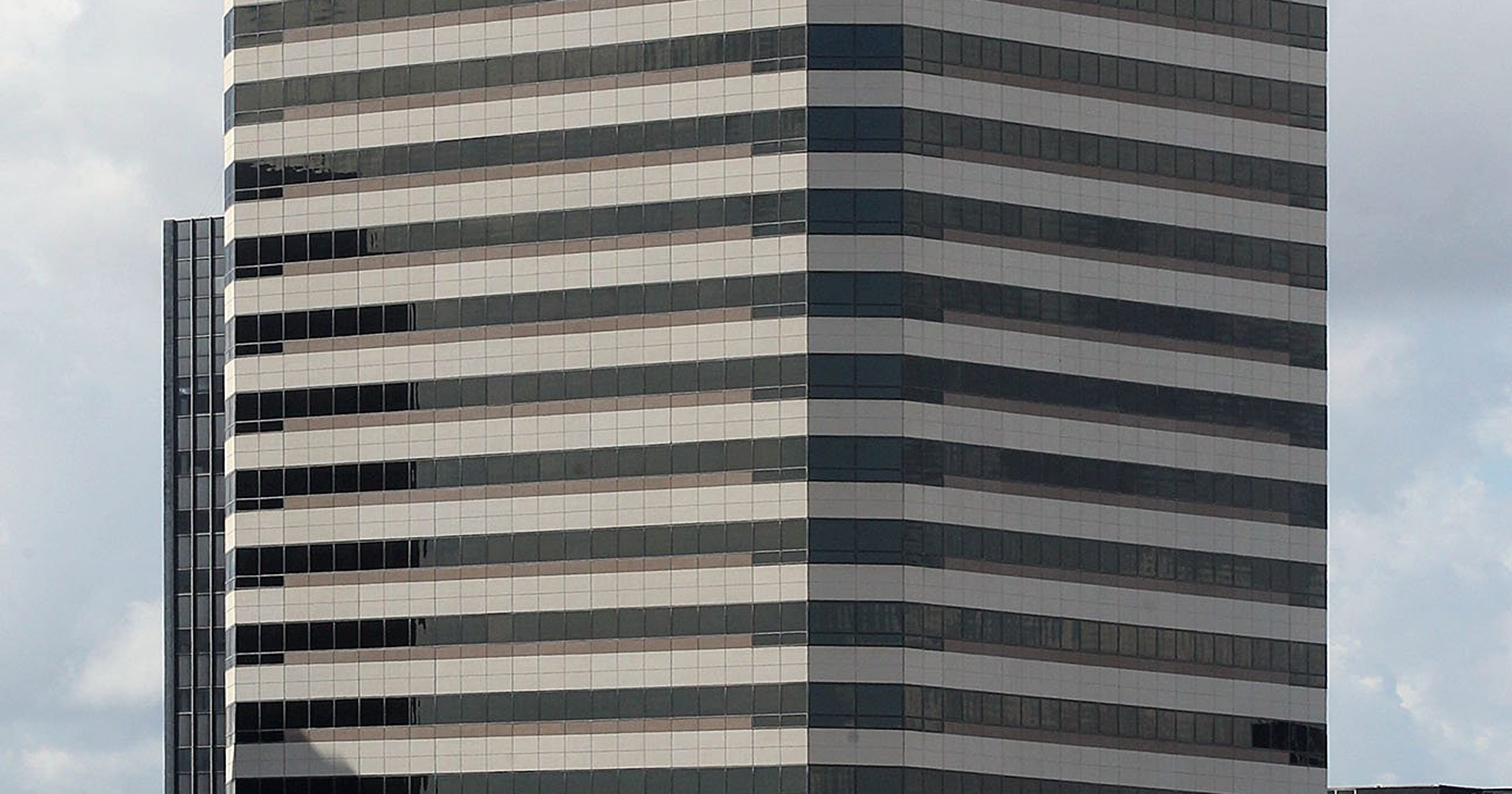 Frost Bank is leaving its Uptown skyscraper for new home it's building