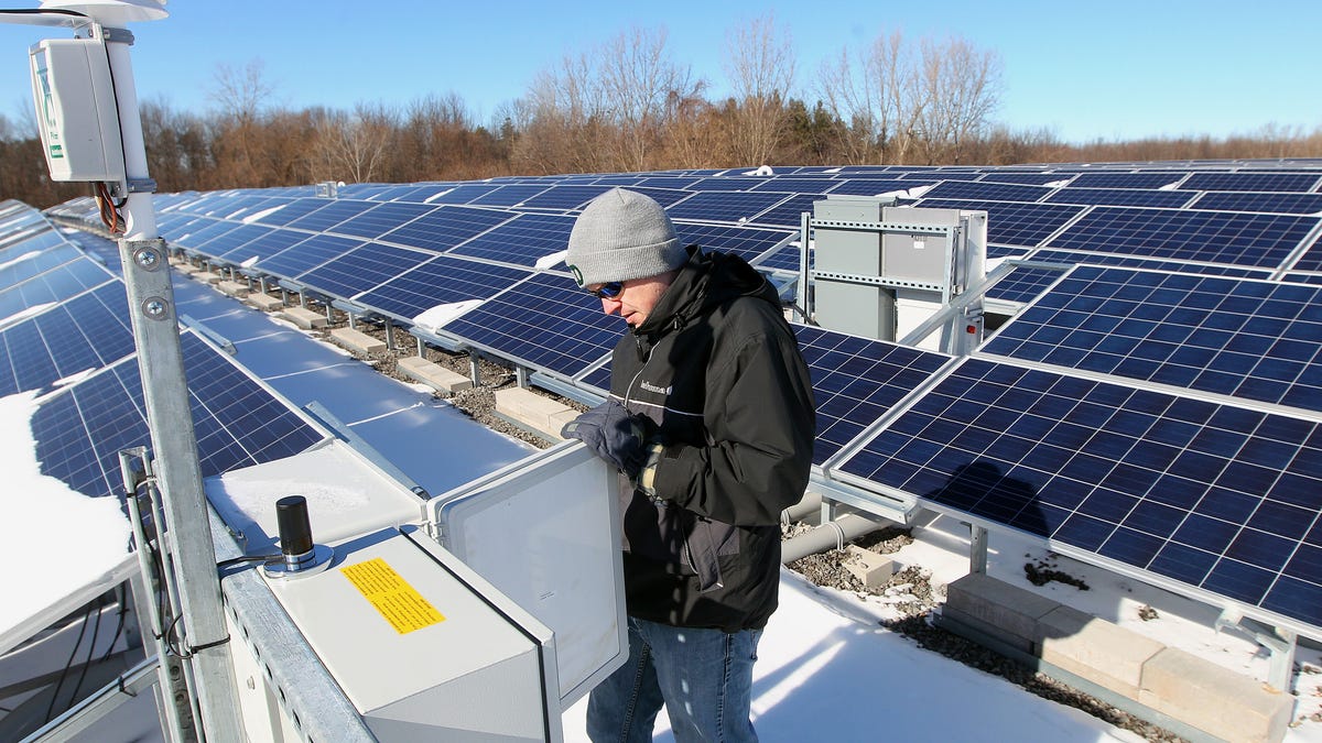 Report: New York clean energy jobs rank fourth in the nation