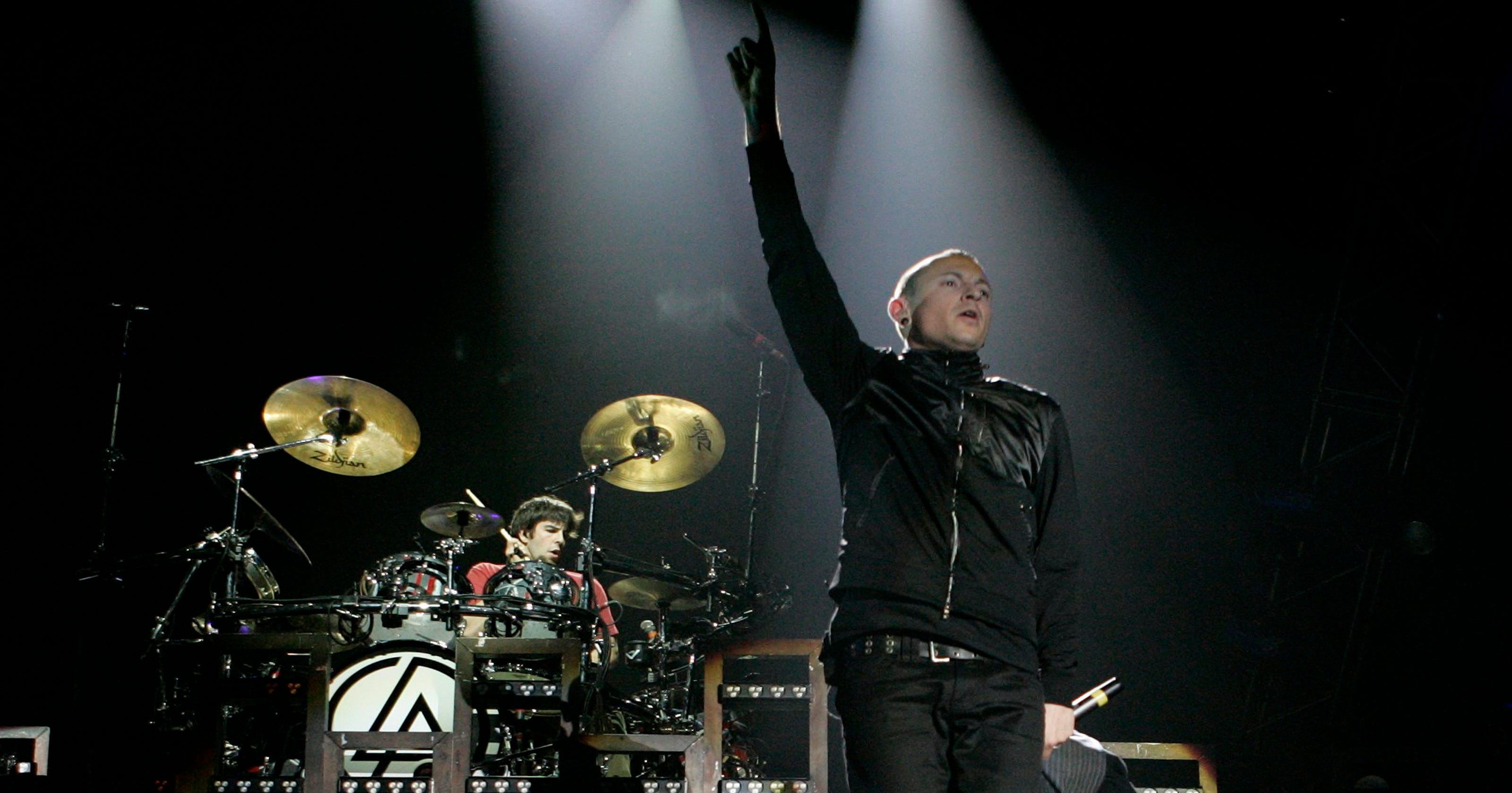 Chester Bennington's death draws reactions from unlikely famous fans