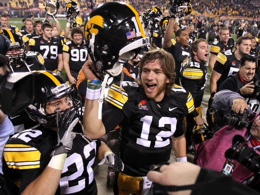 Former Iowa Qb Ricky Stanzi To Be Honorary Captain Against Penn State