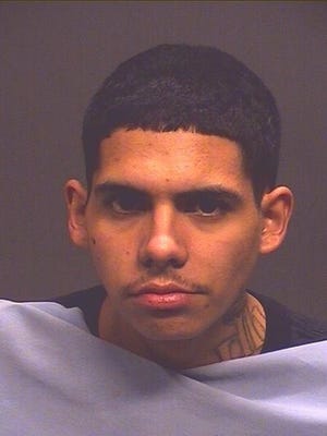 county inmate jail tucson pima escape noah pizano loose after escaped searching authorities tuesday before just who department