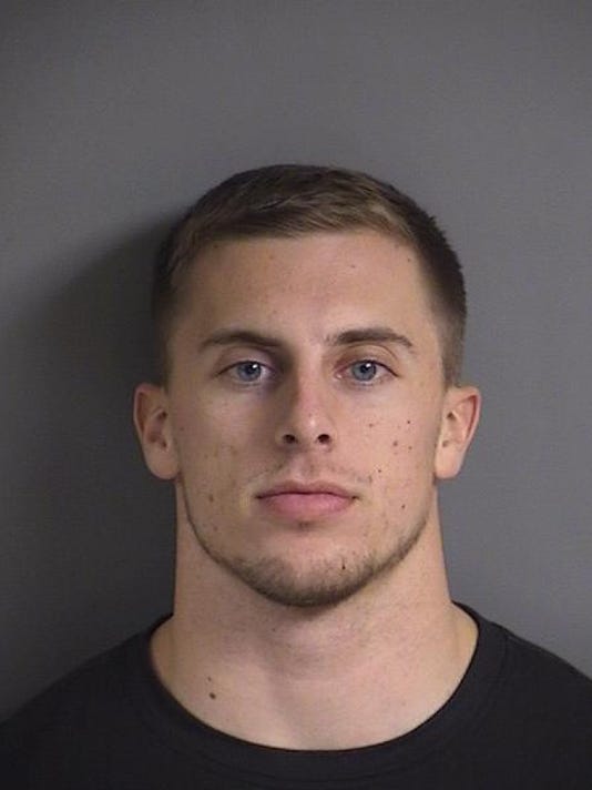 Iowa football player Brandon Snyder pleads guilty to December drunken