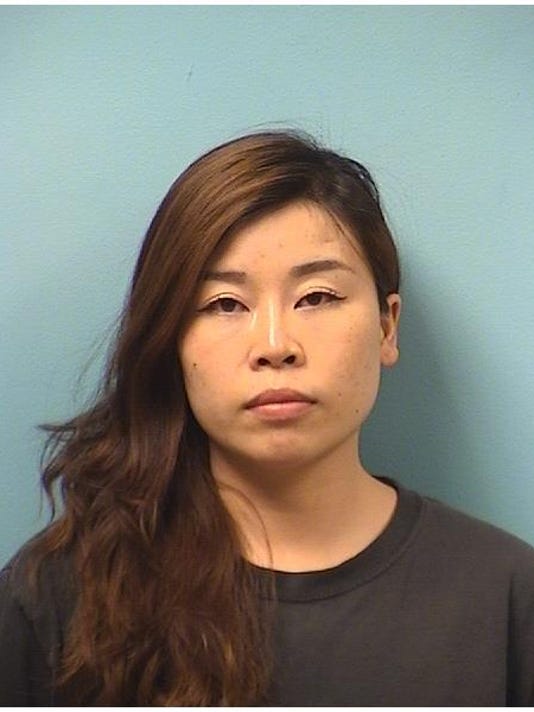 Husban makes wife eat pussy porn