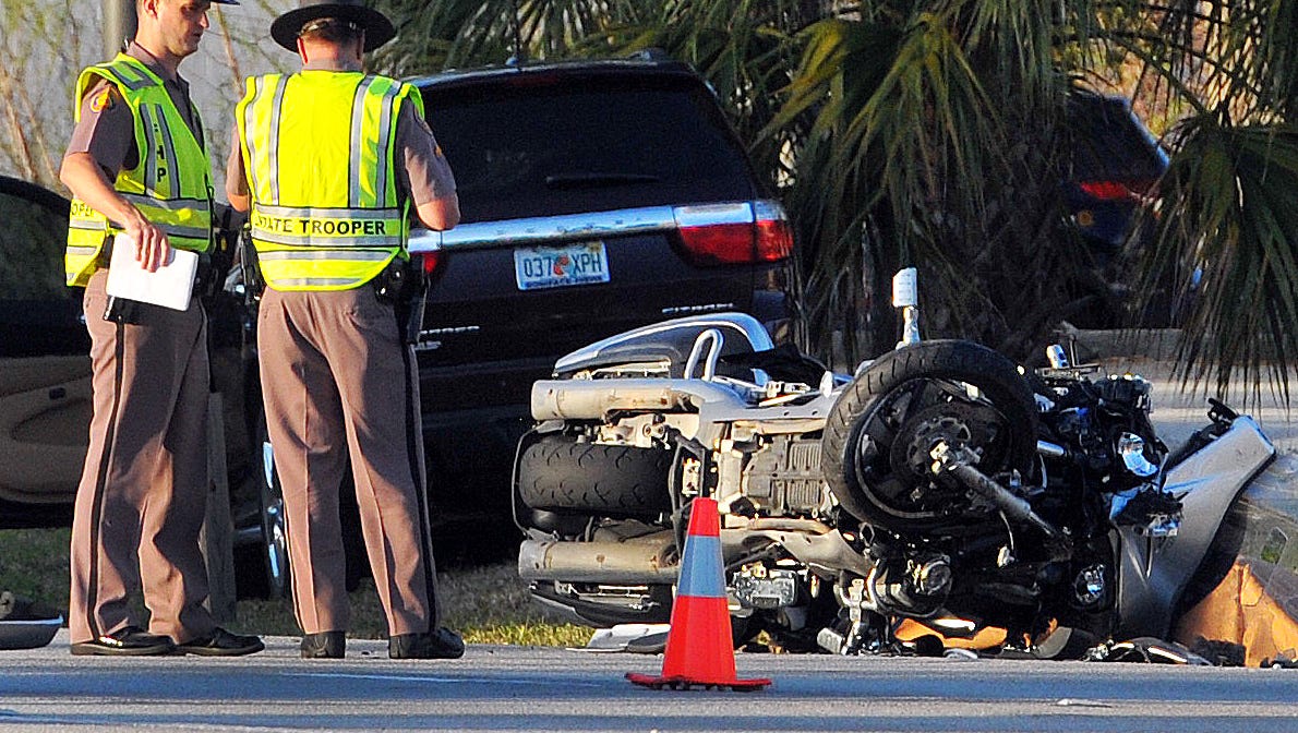 Motorcyclist killed in crash on Merritt Island