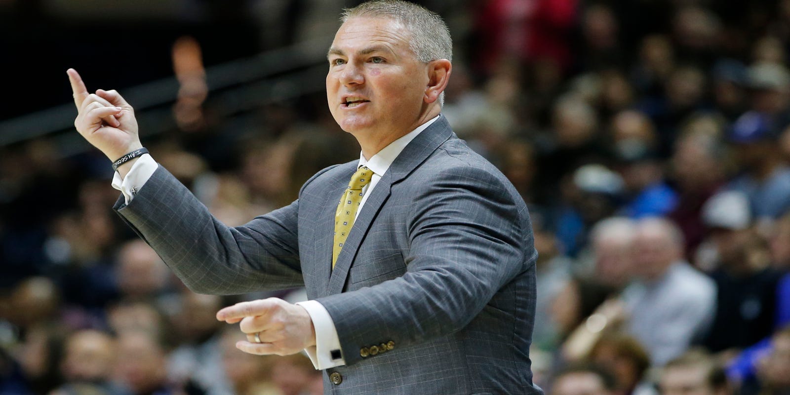 Ucf Fires Head Basketball Coach Donnie Jones