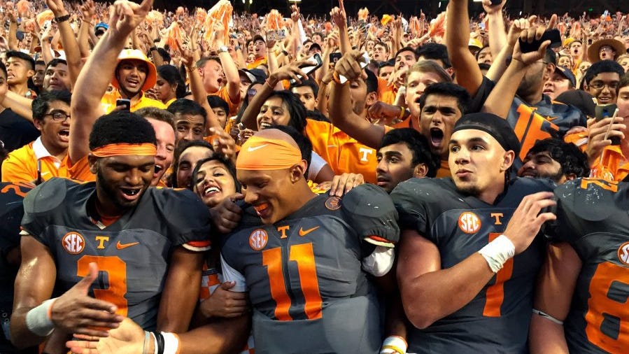 Joshua Dobbs' parents savoring son's last season as Vols quarterback