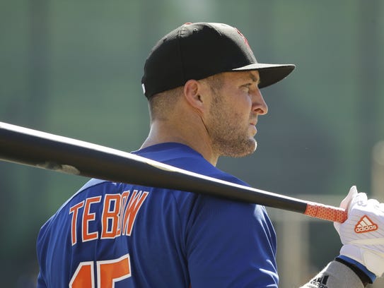 Scottsdale Scorpions outfielder Tim Tebow takes batting