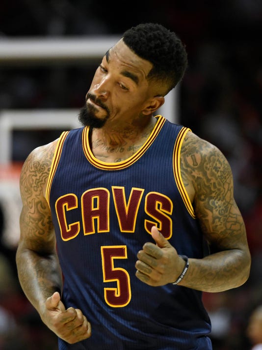 Unorthodox yet effective, J.R. Smith the latest difference maker for Cavs