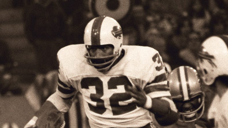 O J Simpson Ran For 273 Yards Vs Lions On Thanksgiving And Lost