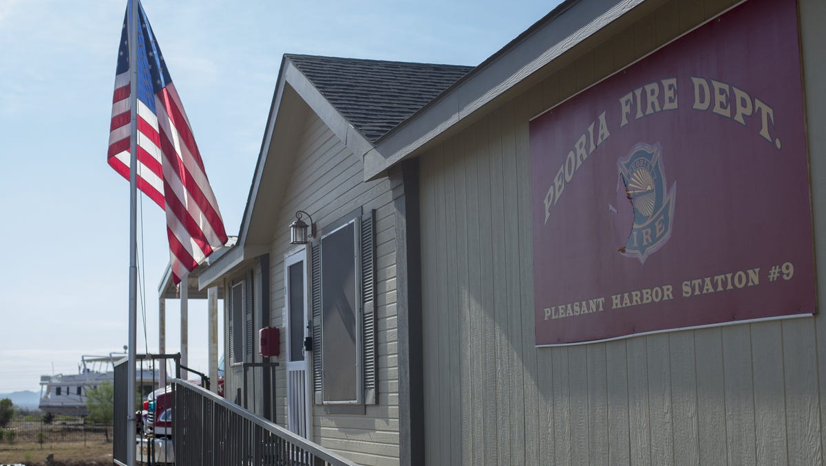 Peoria plans to reduce fire department operations from \