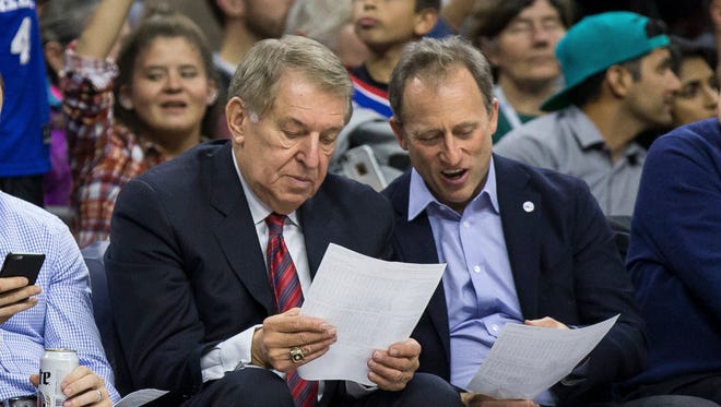 Dec 7, 2015: Philadelphia 76ers special advisor Jerry Colangelo (L) goes over first quarter stats with owner Joshua Harris (R) during a timeout against the San Antonio Spurs at Wells Fargo Center. The Spurs won 119-68.