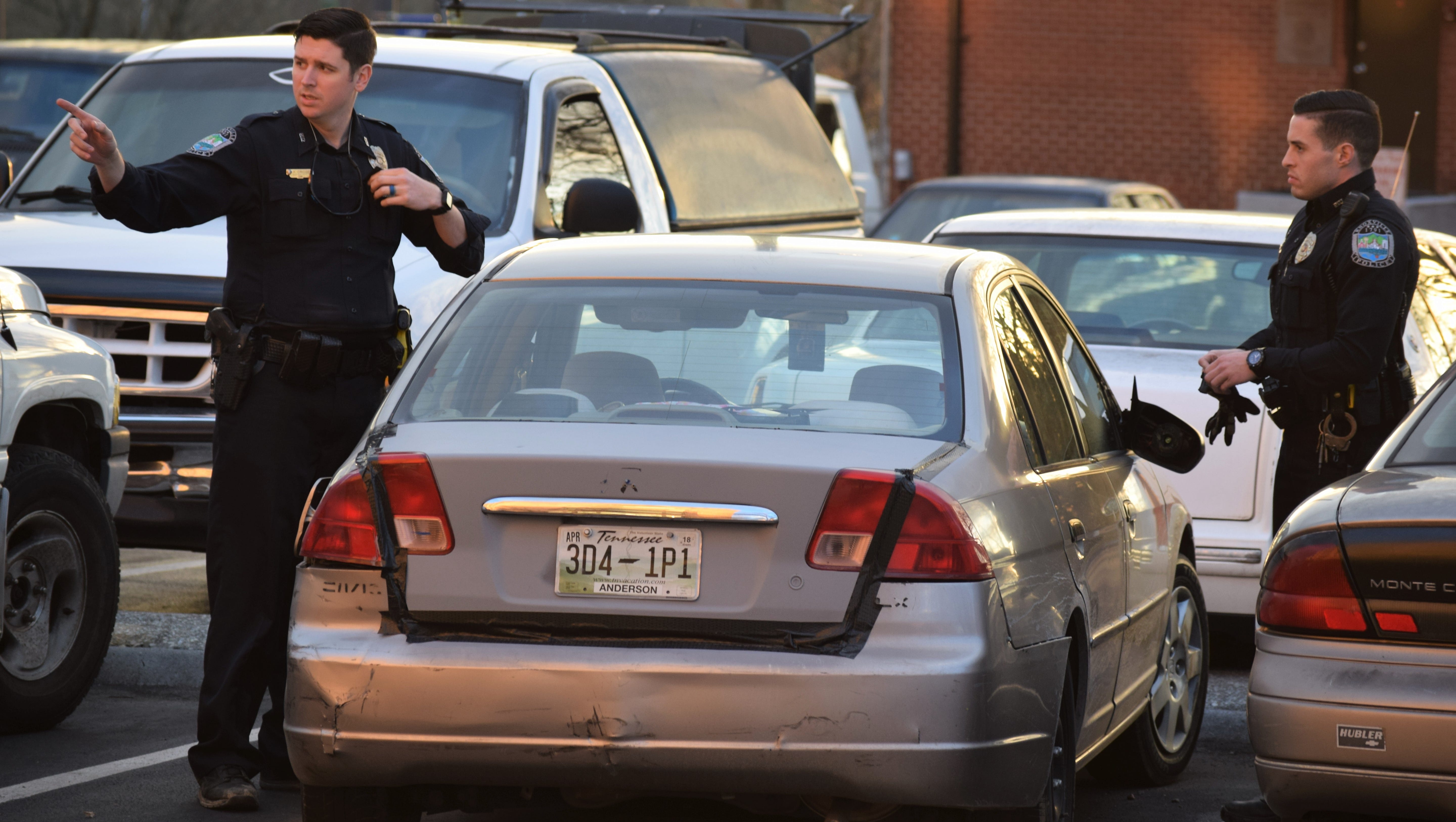 Knoxville police, THP arrest man after 100mph car chase