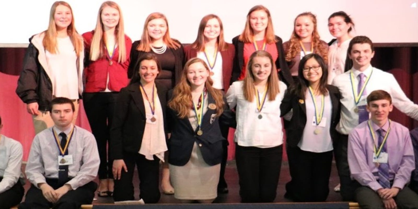 Two Rivers High School Sends 12 Fbla Students To State Competition