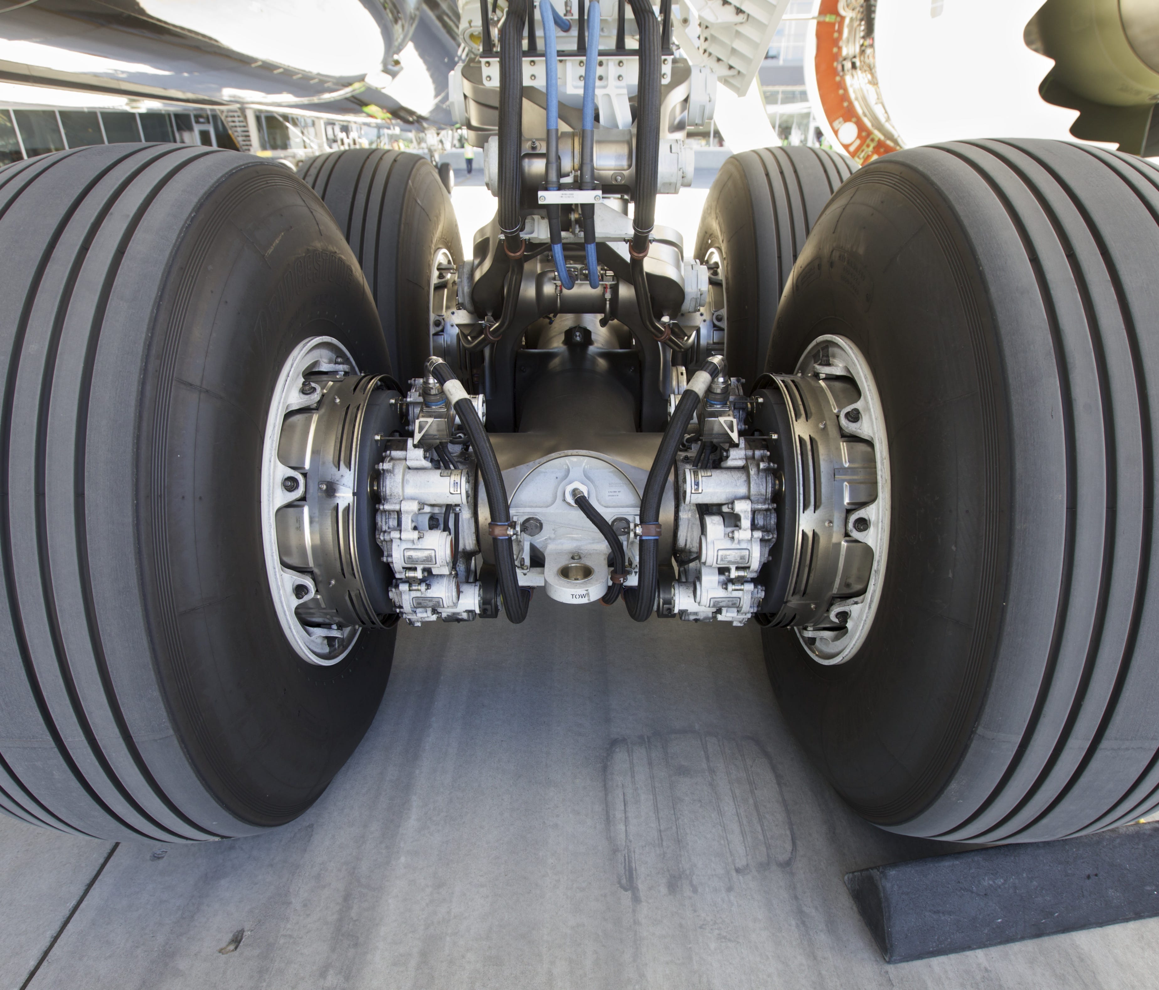 The landing gear of an Air New Zealand Boeing 787-9 Dreamliner.