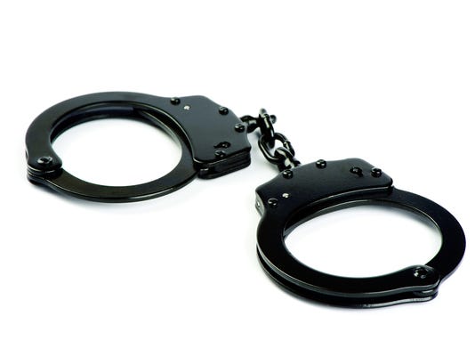 636462649211844764-GPGBrd-09-30-2017-StarNews-1-A001-2017-09-28-IMG-handcuffs-1-1-9TJPNSJT-L1106576327-IMG-handcuffs-1-1-9TJPNSJT.jpg  #filephoto