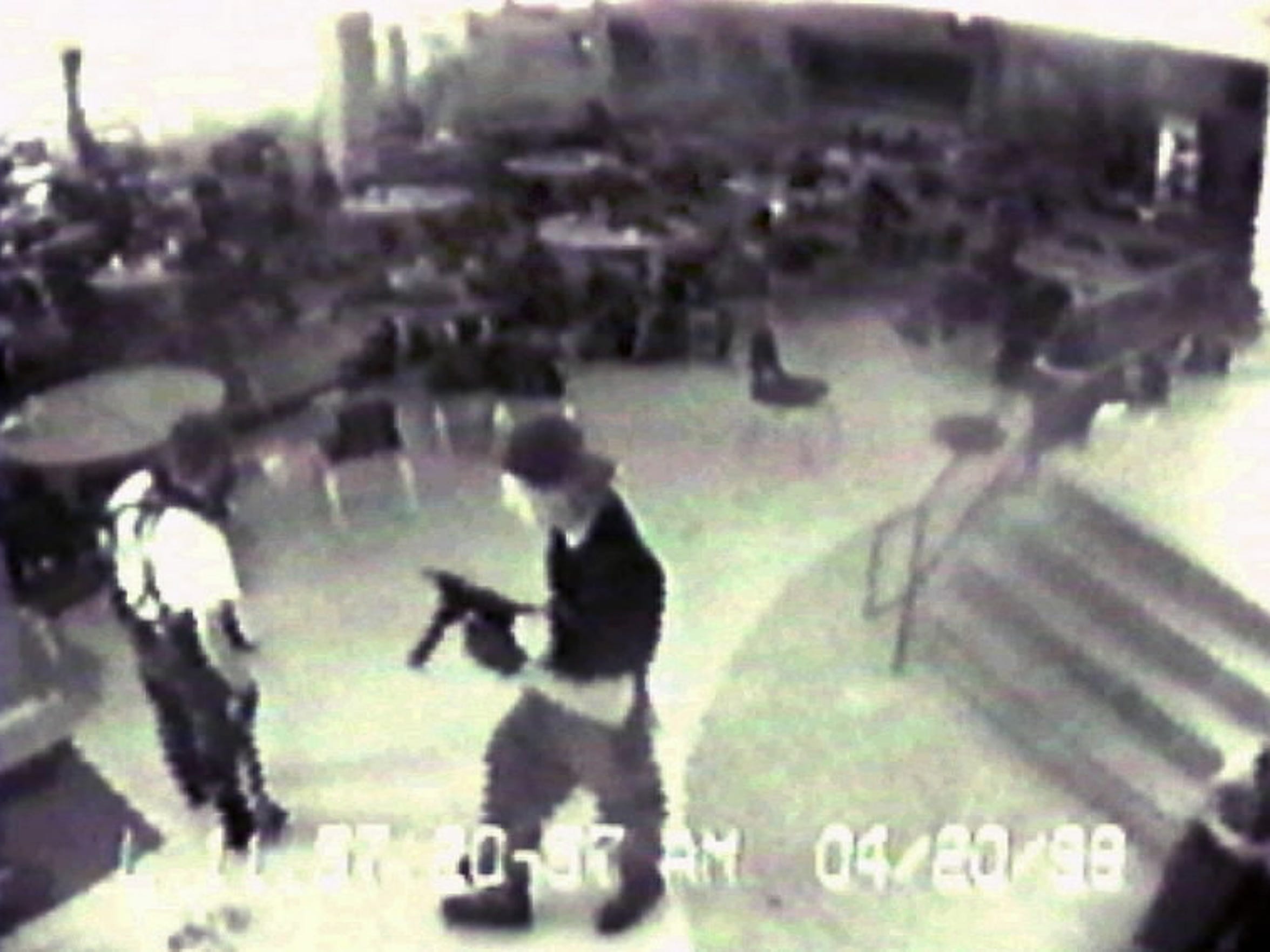 Eric Harris Dylan Klebold Crime Scene Photos 33