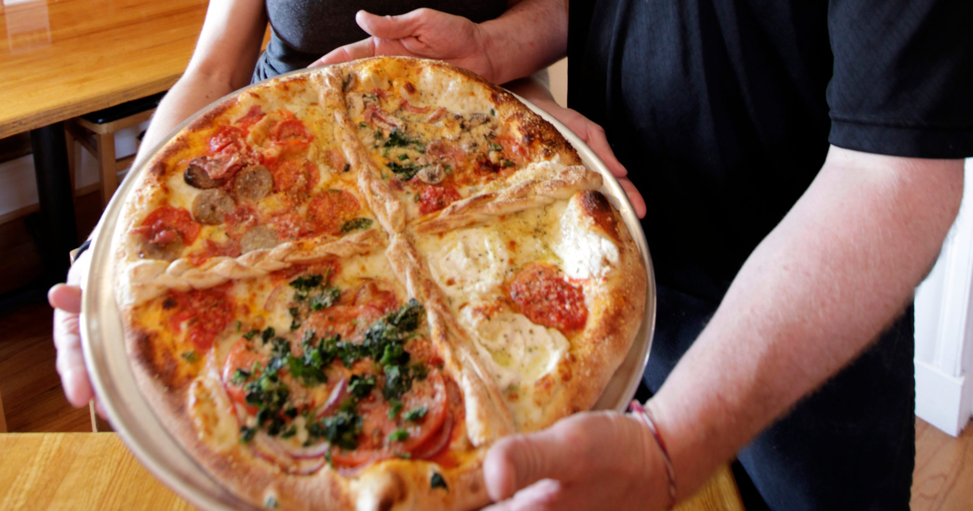 Strong's Brick Oven Pizzeria to open Hebron location