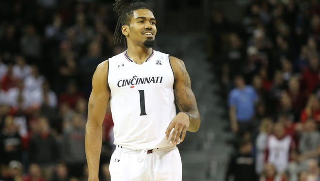Former Cincinnati Bearcats standout Jacob Evans III has signed with NBA champion Golden State. The Warriors made Evans their No. 1 pick in the 2018 NBA Draft in June.
