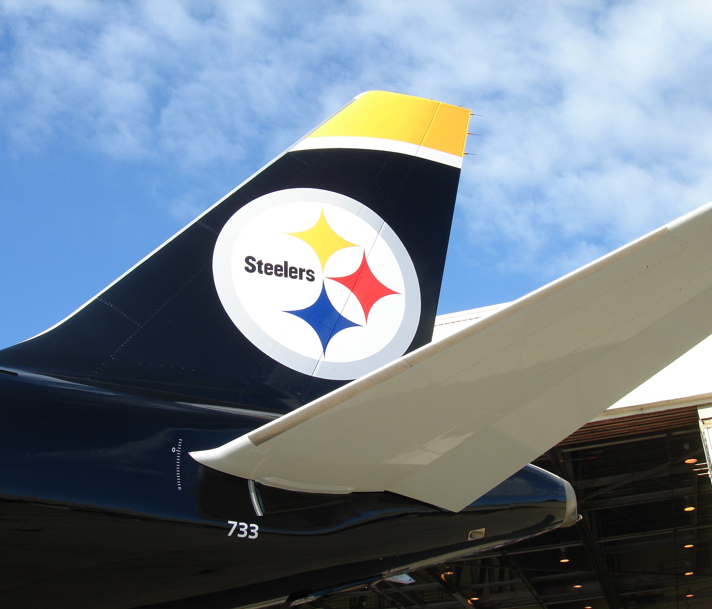 US Airways, which has since merger with American, unveiled this Airbus A319 with a Pittsburgh Steelers paint scheme in September 2007.
