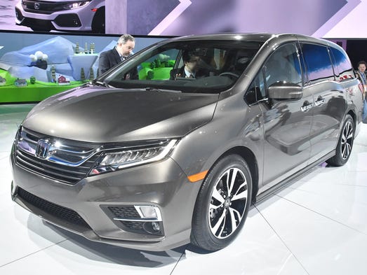 Honda Odyssey:
</div>The best-selling Chrysler Pacifica and
