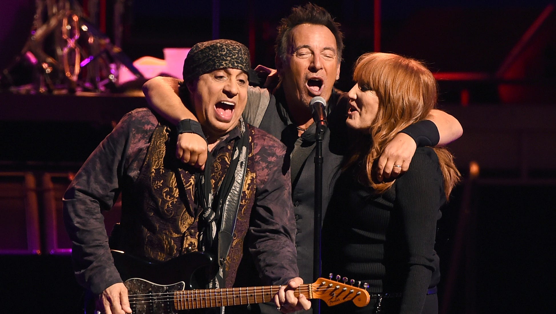Bruce Springsteen teases E Street Band tour announcement