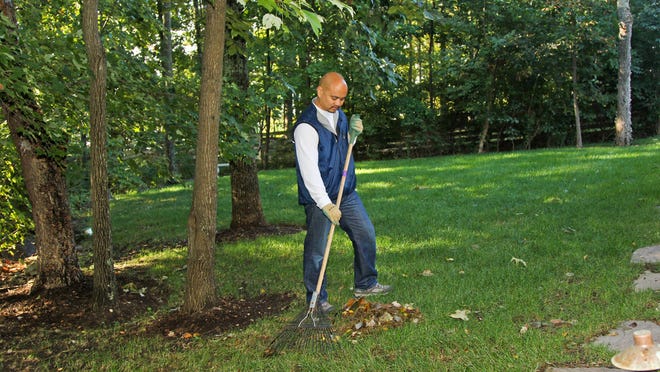 
Raking up fallen leaves keeps lawns looking neat before the winter sets in. In the fall, prepare landscaped areas for the harsh weather by watering deeply and wrapping smaller trees and plants in protective burlap. 
