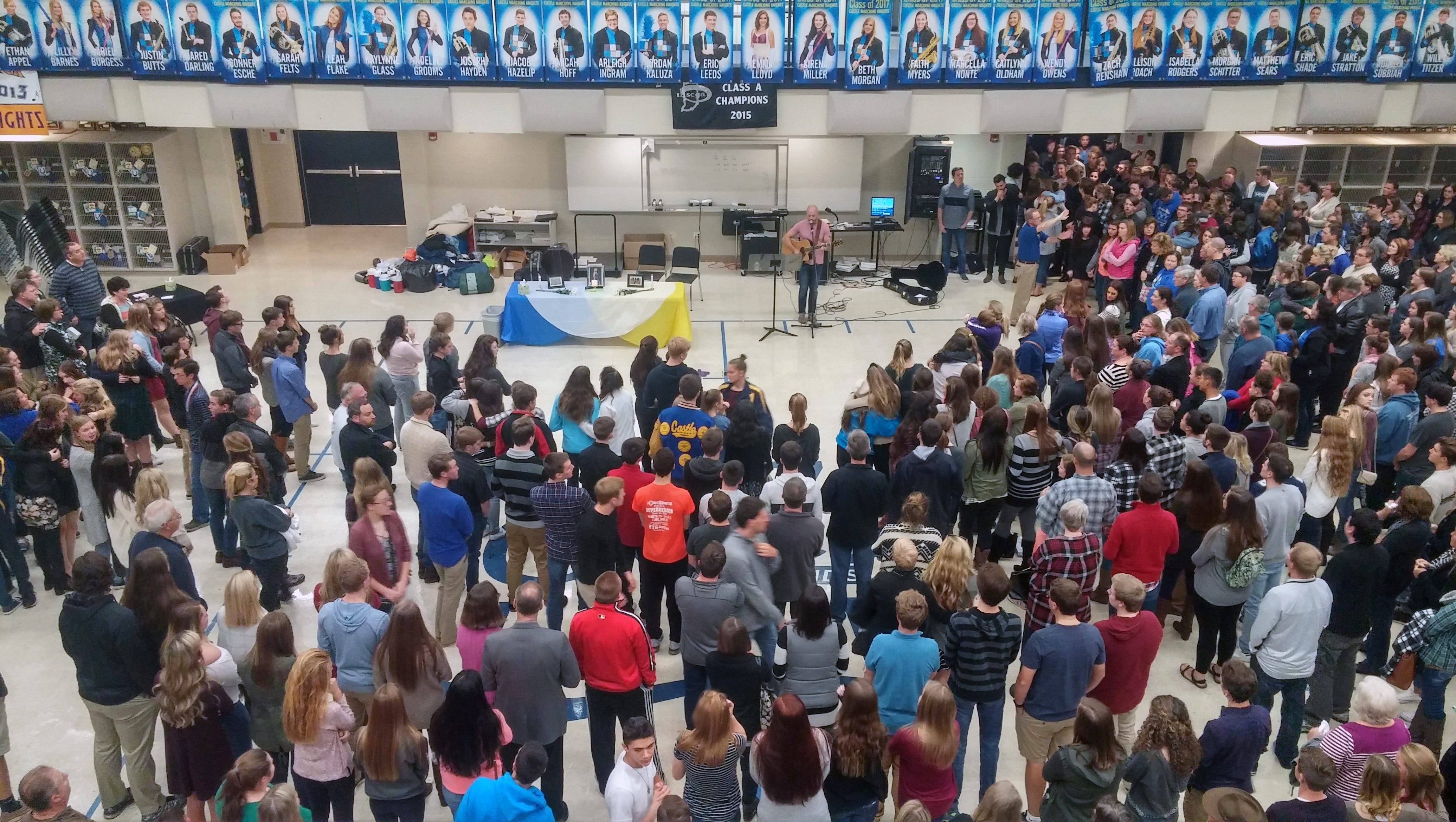 Crossroads Christian Church Pastor, Castle Student Killed In Car Accident