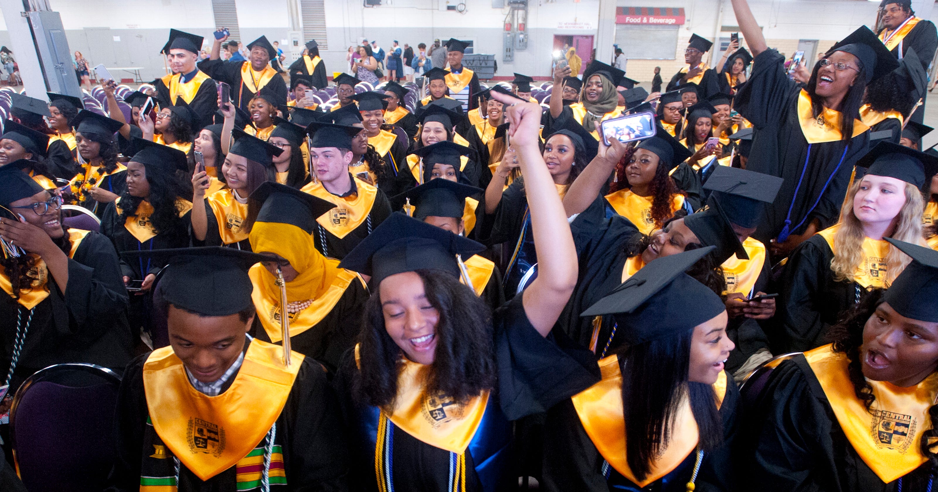 JCPS unveils 'digital backpacks' to help students graduate