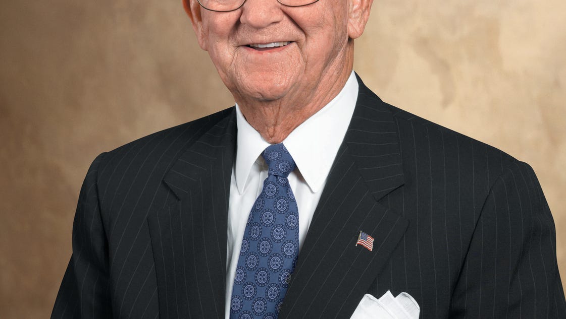 Wellknown Naples philanthropist John Donahue dies at age 92