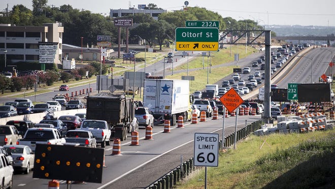 Traffic sits motionless on Interstate 35 as construction crews demolish a section of the Oltorf Street bridge over I-35 in Austin, Texas, on Saturday, July 22, 2017. The highway's stretch through central Austin was named the most congested freeway in Texas on Tuesday by the Texas A&M Transportation Institute. NICK WAGNER/AMERICAN-STATESMAN