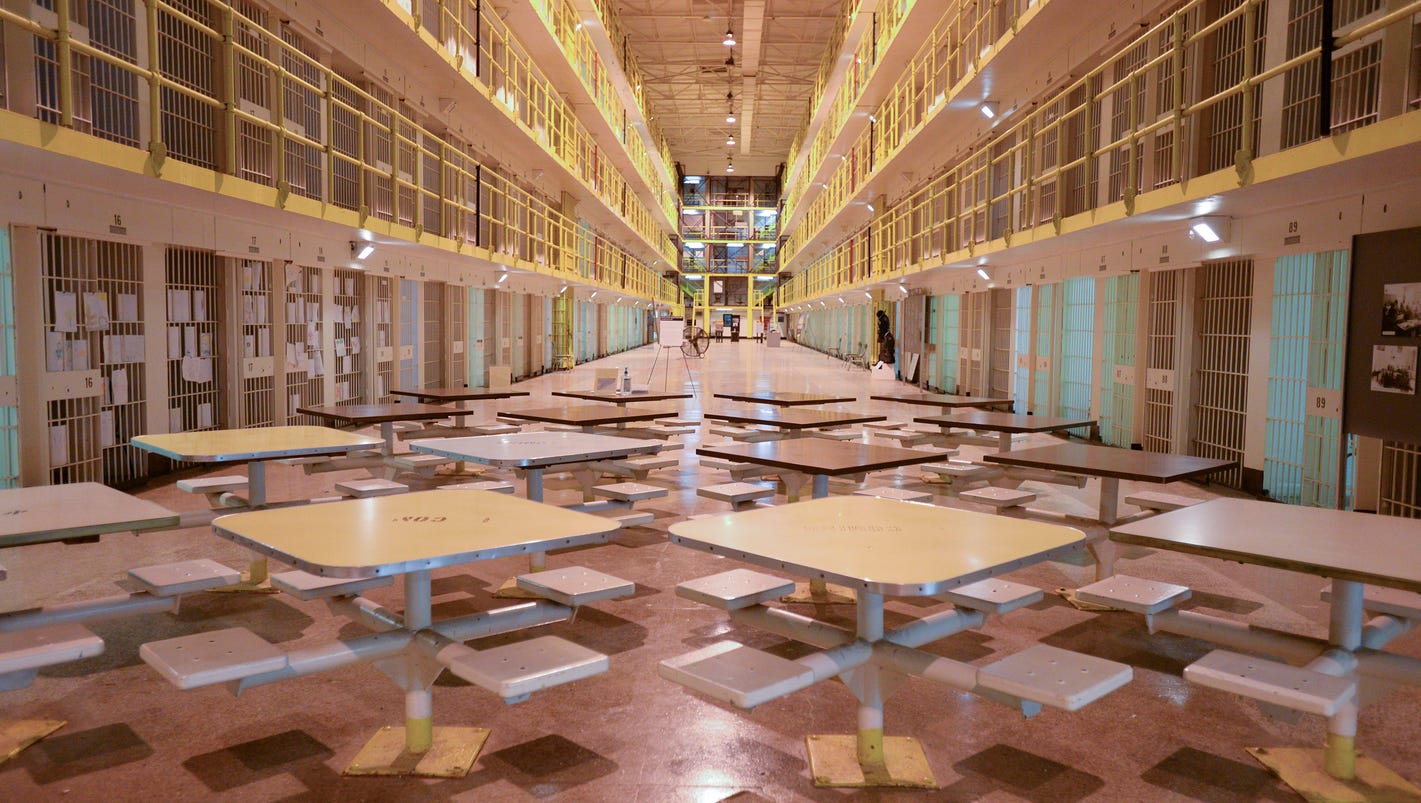 prison tours michigan