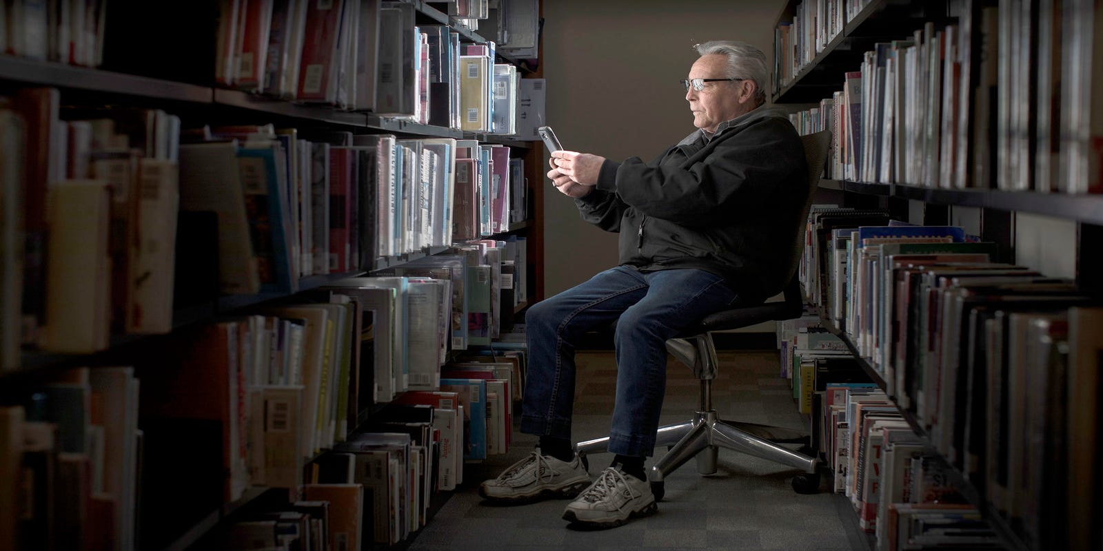 This Gift Card Moneygram Scam Targets People Desperate For Cash