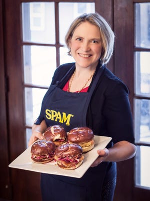 Sheboygan resident Lisa Dziadulewicz  won the 25th annual spam recipe contest with her German-inspired Gemütlichkeit Spamwhich.