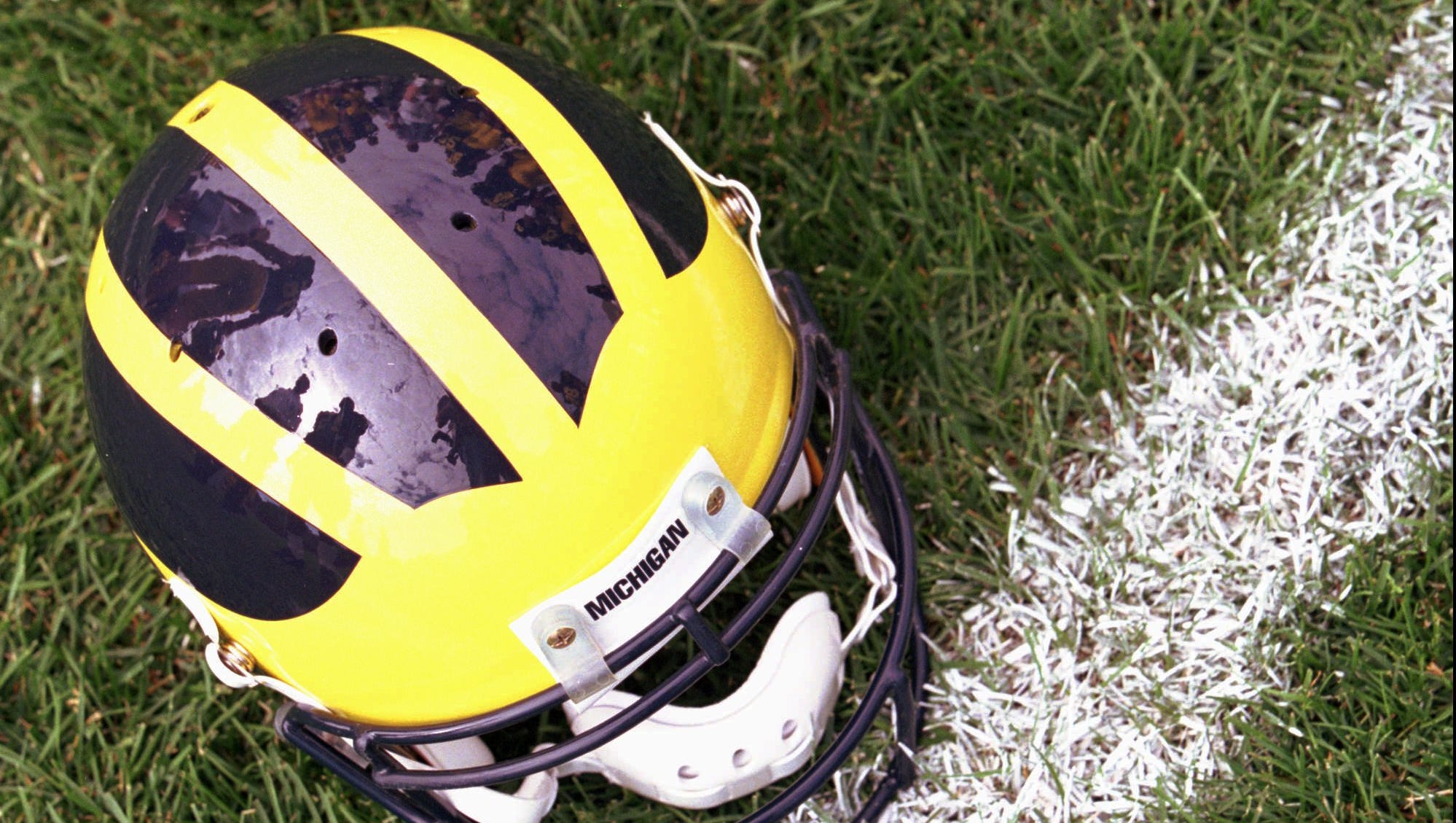 Web get the latest michigan wolverines football and basketball news, recruiting news, blogs, rumors, schedules, rosters, audio and more on mlive.com UM football in Top 25 in player arrests in past 5 years