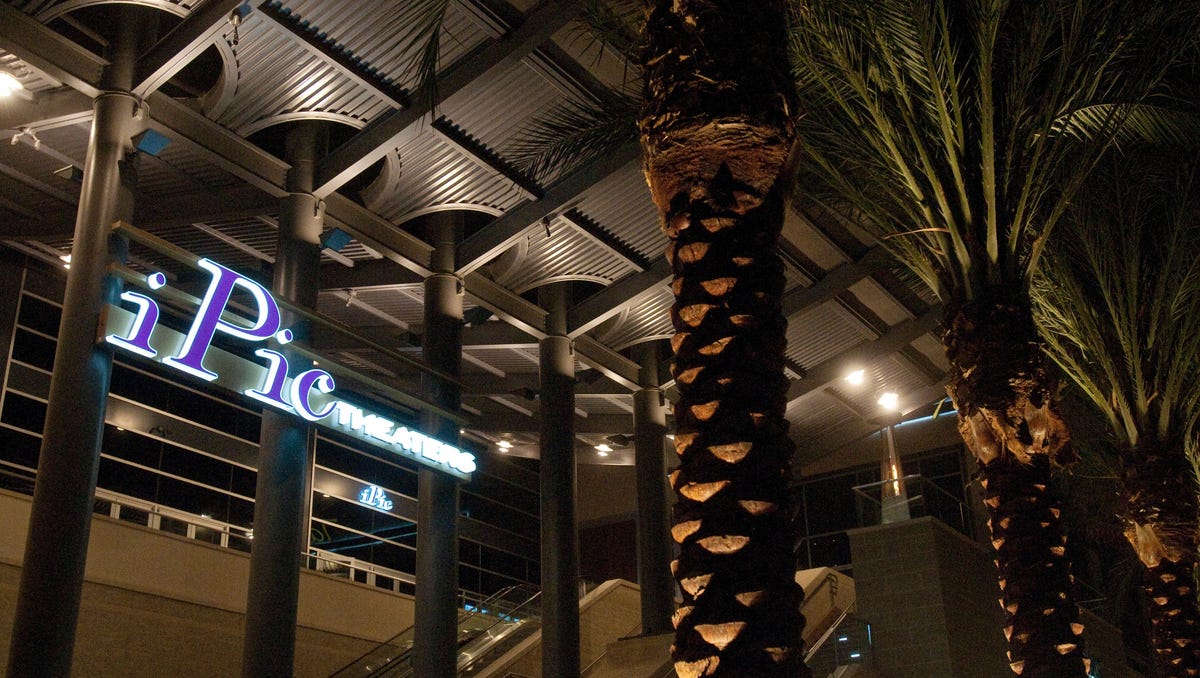 Luxury Movie Theater Ipic To Close At Scottsdale Quarter What We Know