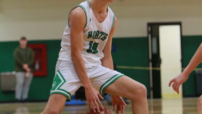 Josh Dilling averaged 19.8 points, 5.4 rebounds and 4.7 assists per game as a high school senior.