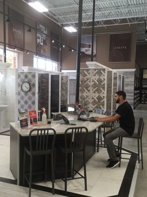 Wisconsin S First Floor Decor Store Set To Open Friday In Brookfield