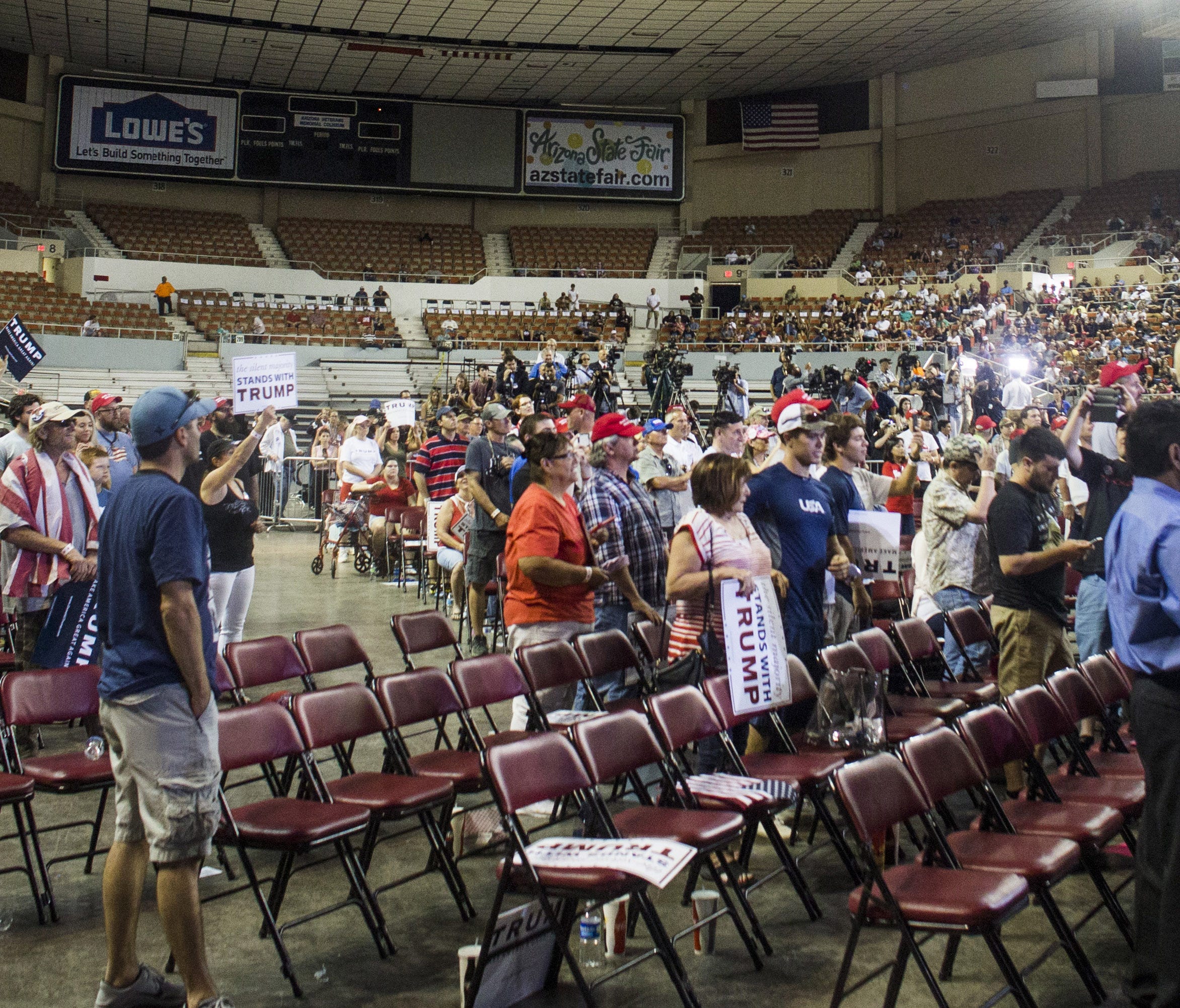 Have Donald Trump's campaign rallies gotten 'old hat'? | krem.com