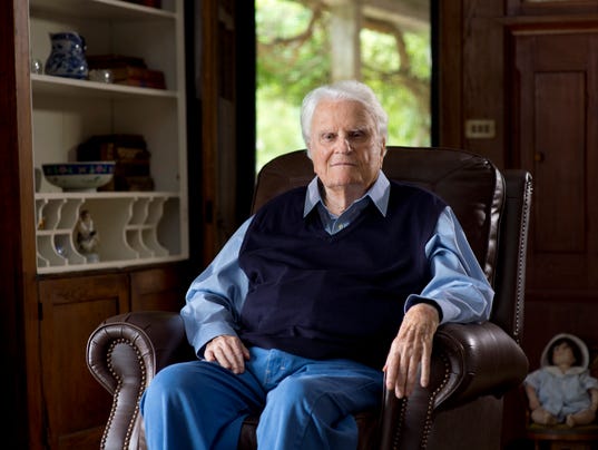 Billy Graham dies at