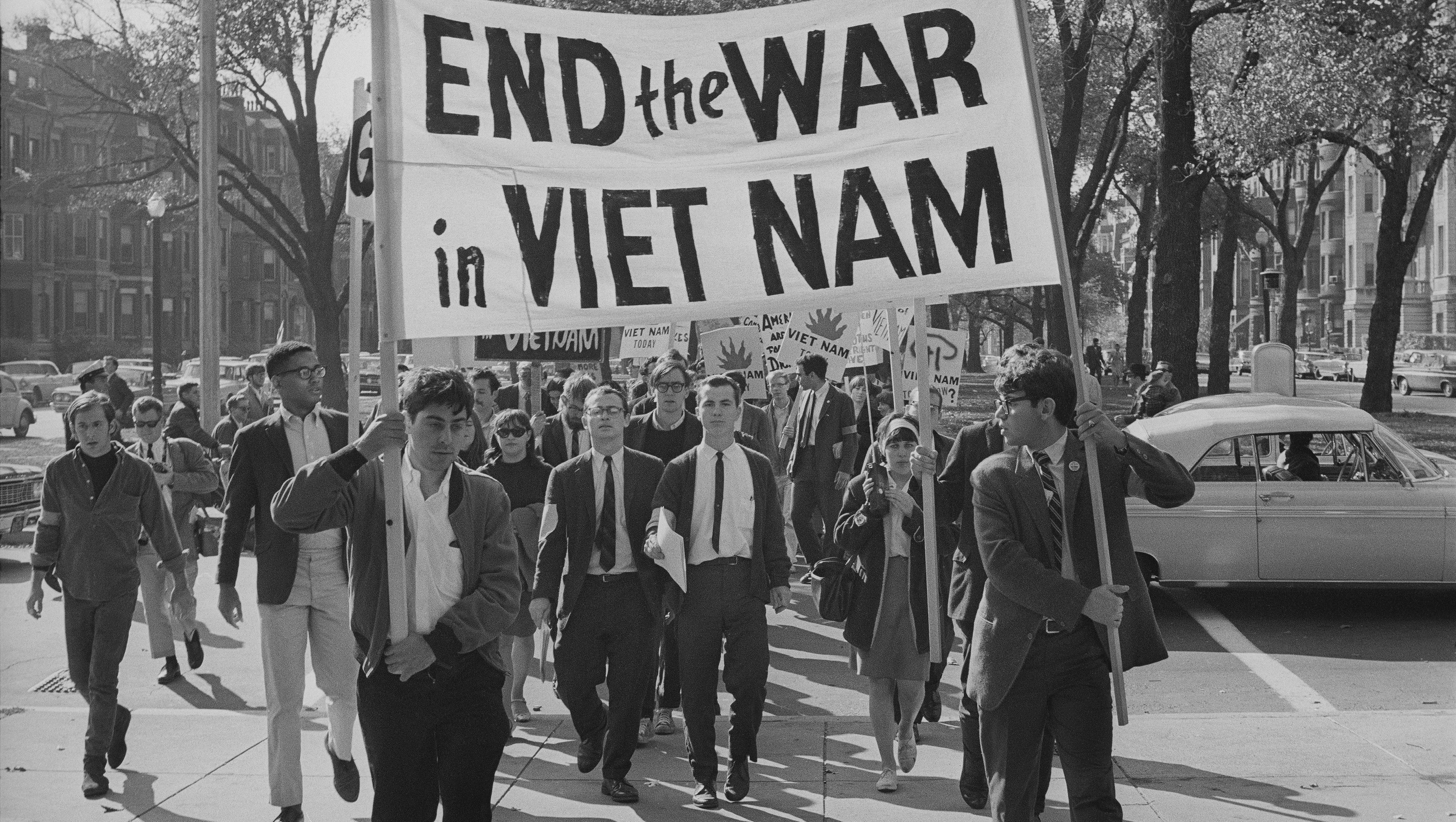 Vietnam War Timeline U S Involvement Over Decades