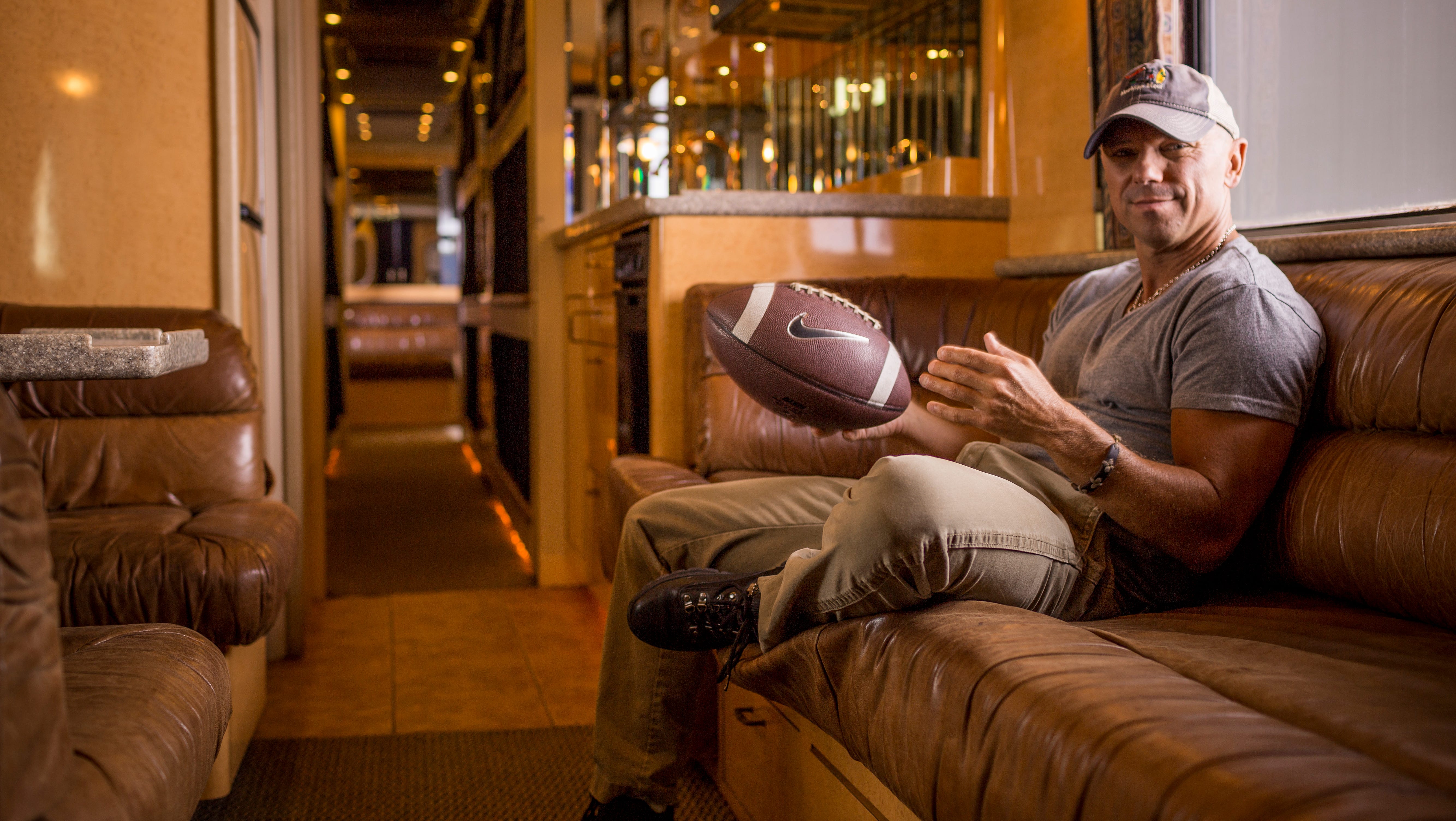 Moby Isn T Talking But Kenny Chesney Loves That Bus