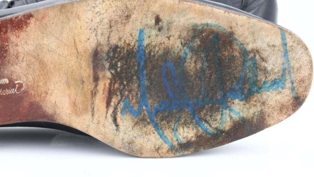 Michael Jackson Moonwalk Loafers Up For Auction Have Ties To Milwaukee